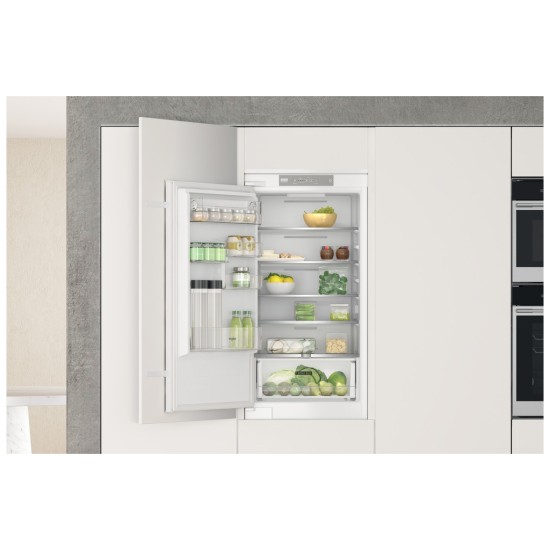 Холодильник Whirlpool WHC18T311 Холодильник Whirlpool WHC18T311