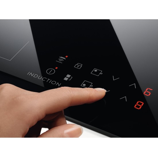 Варочная поверхность Electrolux LHR3233CK Варочная поверхность Electrolux LHR3233CK