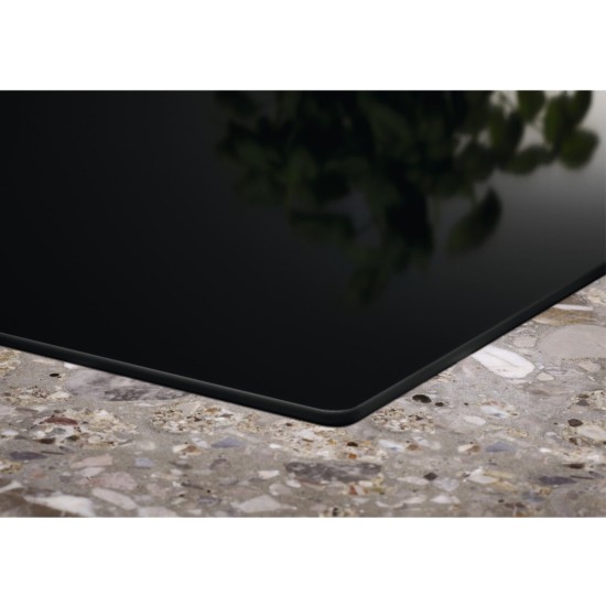 Варочная поверхность Electrolux LHR3233CK Варочная поверхность Electrolux LHR3233CK