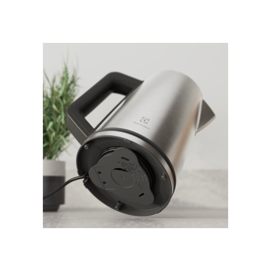 Електрочайник Electrolux E5K1-6ST Електрочайник Electrolux E5K1-6ST