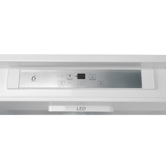 Холодильник Whirlpool SP40802EU Холодильник Whirlpool SP40802EU