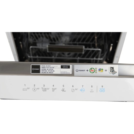 Посудомийна машина Indesit DSFO3T224C Посудомийна машина Indesit DSFO3T224C