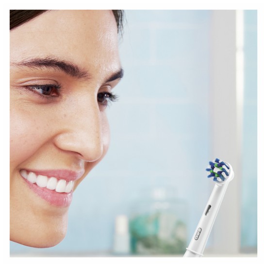 Електрична зубна щітка Oral-B Pro Series 1 D305.513.3X BK типу 3791+ чохол Travel Edition Електрична зубна щітка Oral-B Pro Series 1 D305.513.3X BK типу 3791+ чохол Travel Edition