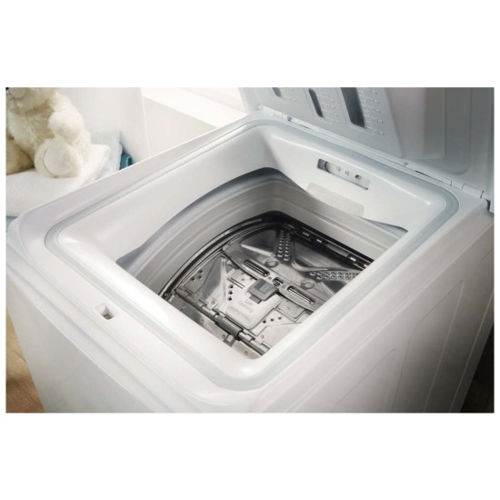 Стиральная машина Indesit BTWE71253PEU Стиральная машина Indesit BTWE71253PEU