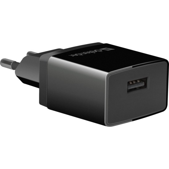 Зарядное устройство Defender EPA-10 black, 1xUSB, 5V / 2.1A (83572) Зарядное устройство Defender EPA-10 black, 1xUSB, 5V / 2.1A (83572)